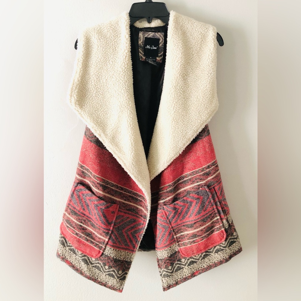 Me Jane Tapestry Sherpa Collar Vest